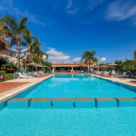 Mare Azzurro Aparthotel Кардеду Екстериор снимка