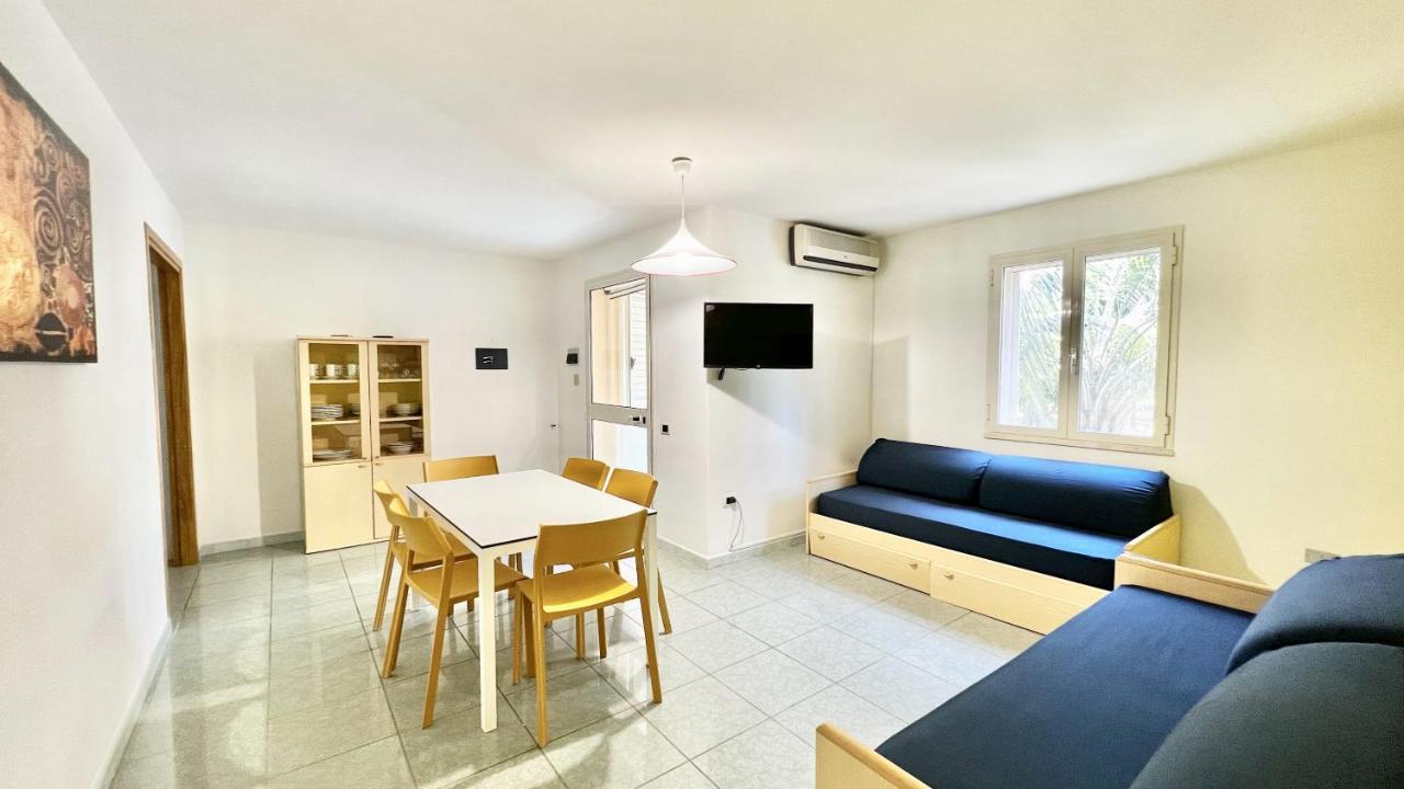Mare Azzurro Aparthotel Кардеду Екстериор снимка