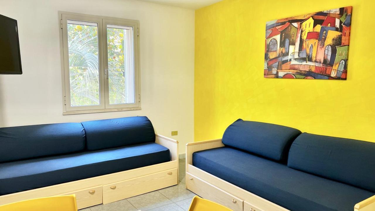 Mare Azzurro Aparthotel Кардеду Екстериор снимка