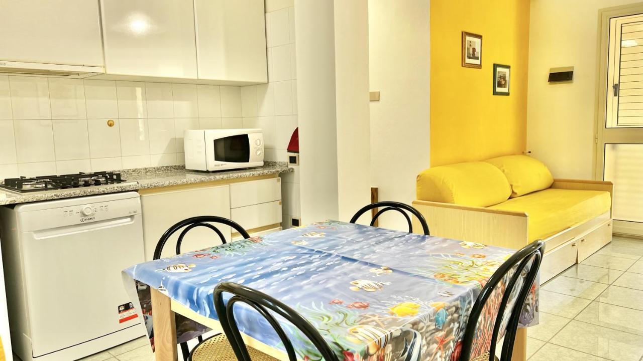 Mare Azzurro Aparthotel Кардеду Екстериор снимка