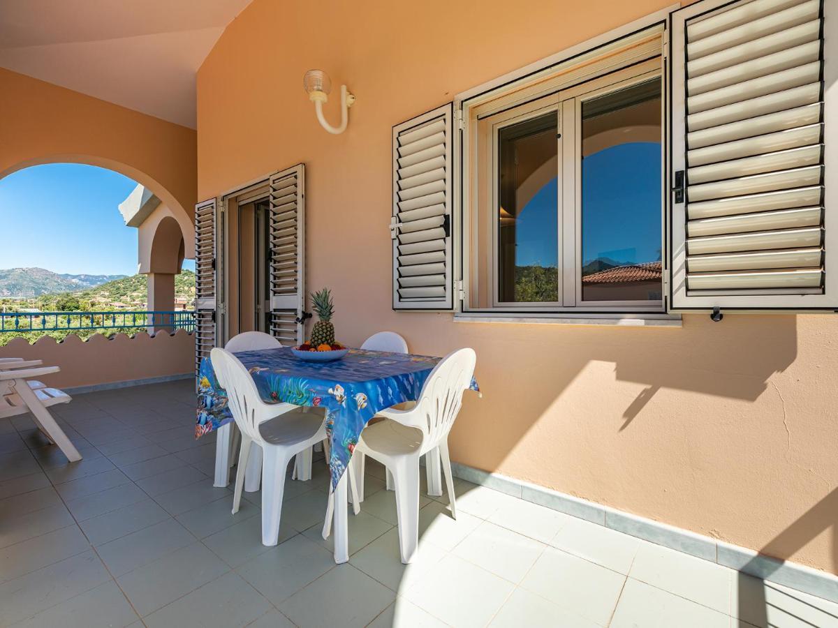 Mare Azzurro Aparthotel Кардеду Екстериор снимка