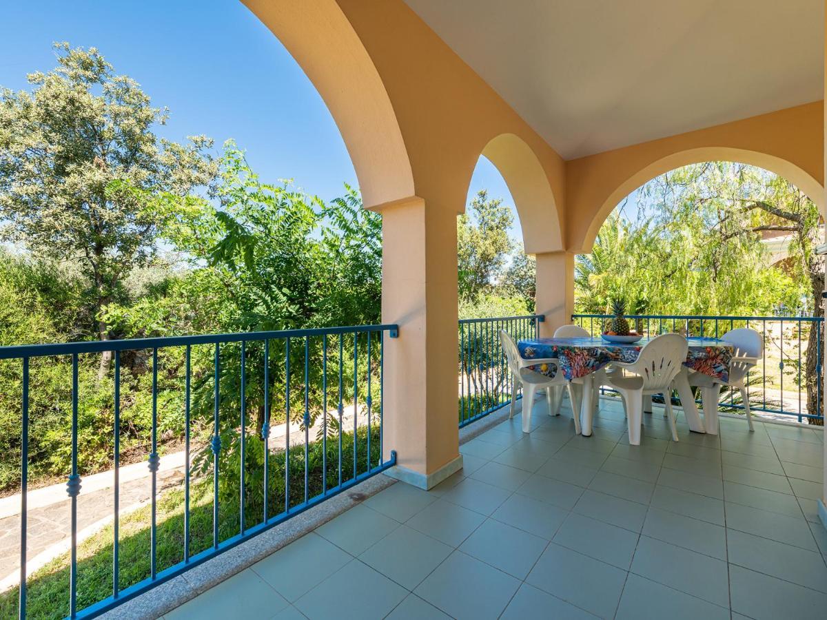 Mare Azzurro Aparthotel Кардеду Екстериор снимка