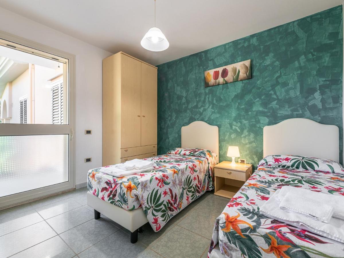 Mare Azzurro Aparthotel Кардеду Екстериор снимка