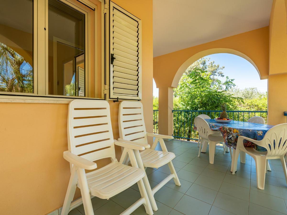 Mare Azzurro Aparthotel Кардеду Екстериор снимка