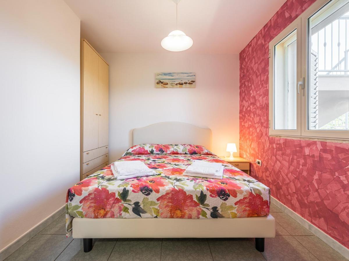 Mare Azzurro Aparthotel Кардеду Екстериор снимка