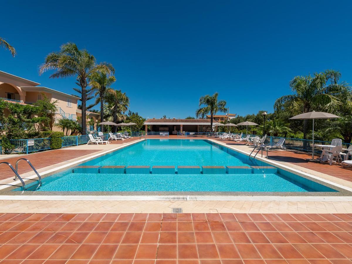 Mare Azzurro Aparthotel Кардеду Екстериор снимка