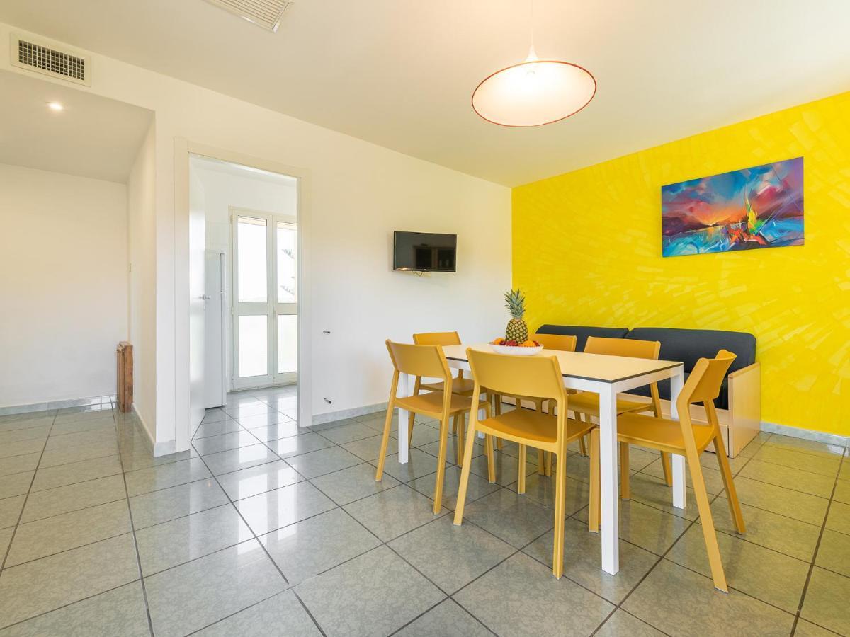 Mare Azzurro Aparthotel Кардеду Екстериор снимка
