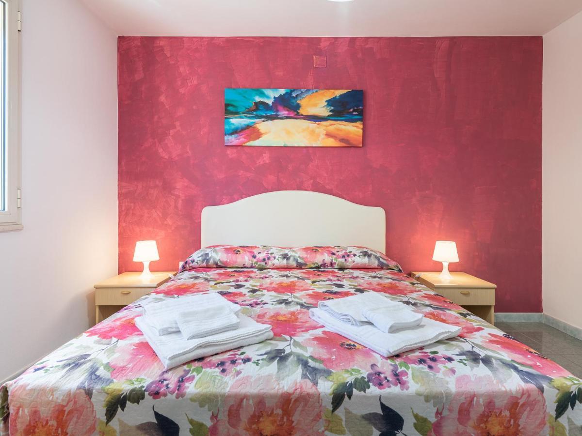 Mare Azzurro Aparthotel Кардеду Екстериор снимка