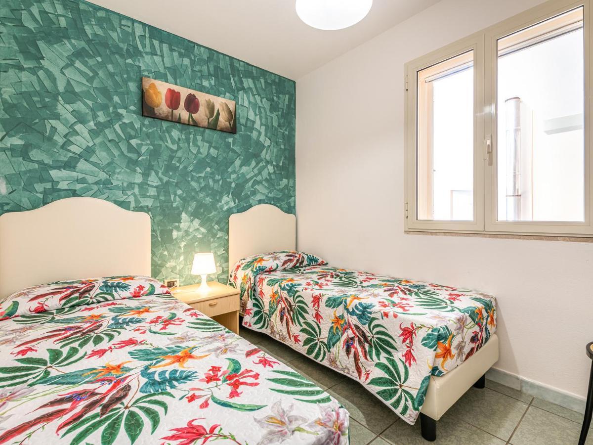 Mare Azzurro Aparthotel Кардеду Екстериор снимка