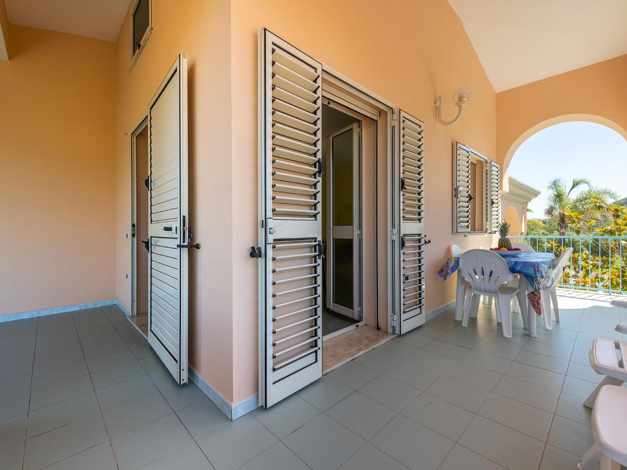 Mare Azzurro Aparthotel Кардеду Екстериор снимка